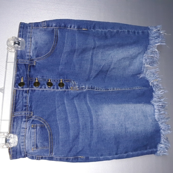 Girls Jean Skirt Size M (SKU 486) - Picture 1 of 1